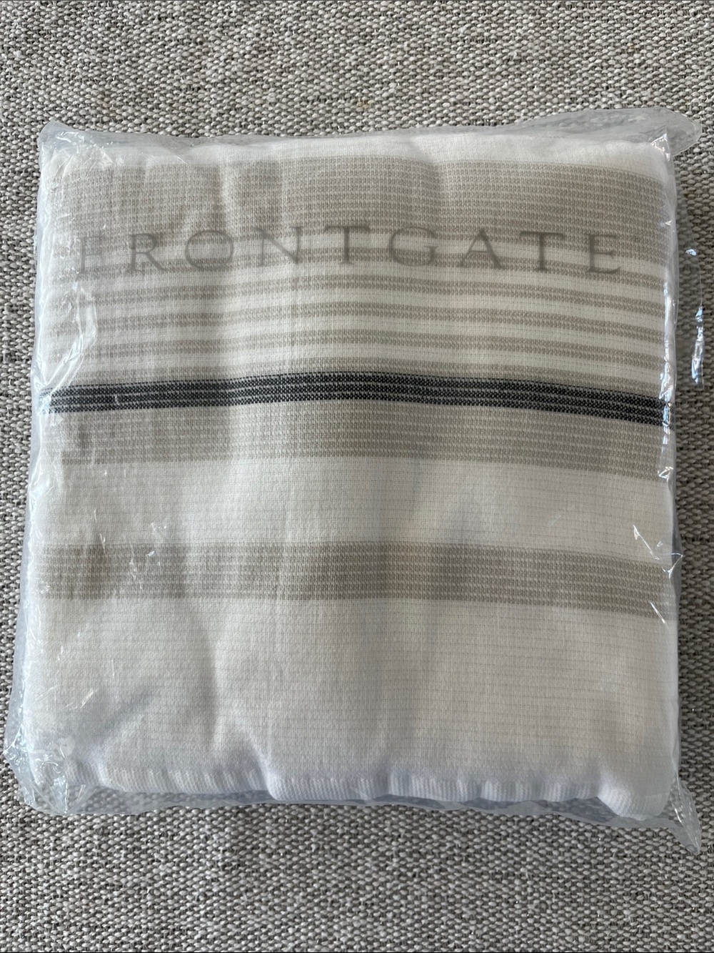 New Frontgate Resort Collection Turkish Hand Towel Set 2 Fog White Black NWT